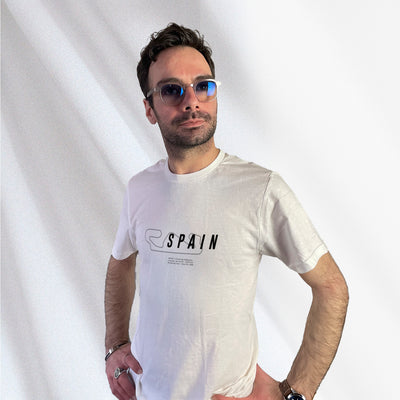 T-shirt blanc avec le tracé du circuit d'Espagne et des informations relatives aux exploits réalisés sur ce circuit