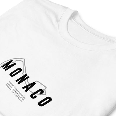T-shirt blanc avec la représentation du circuit de Monaco et quelques informations sur ce dernier, zoom sur le motif