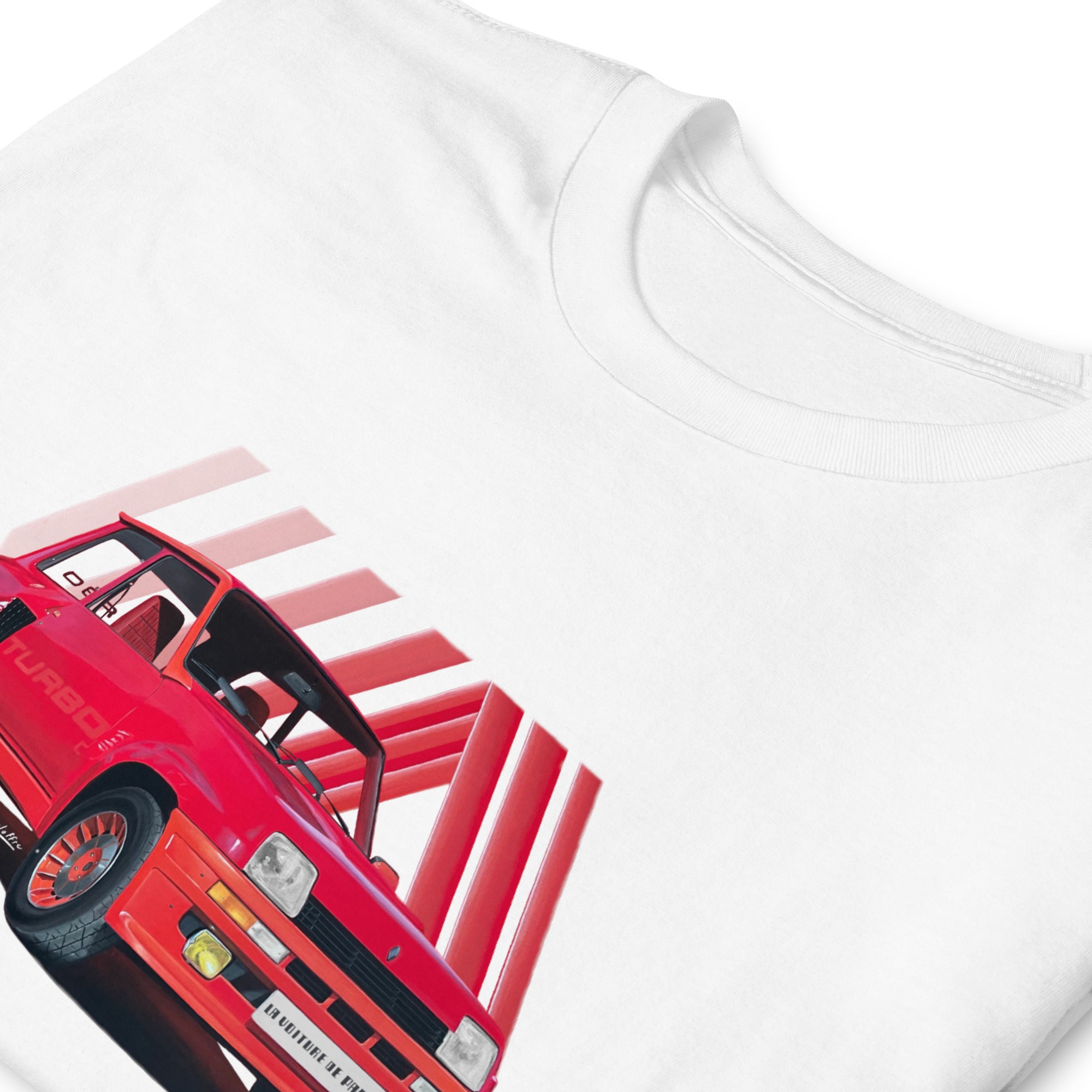 T-shirt blanc avec un superbe design de Renault R5 Turbo Rouge, zoom sur motif