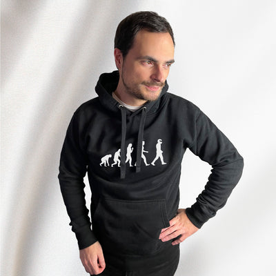 Sweat à capuche avec le design du STIG Évolution, personnage célèbre de Top Gear, porté par Corentin Gouloumy